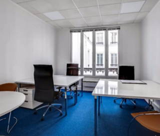 Bureau privé 42 m² 10 postes Location bureau Rue du Havre Paris 75008 - photo 2